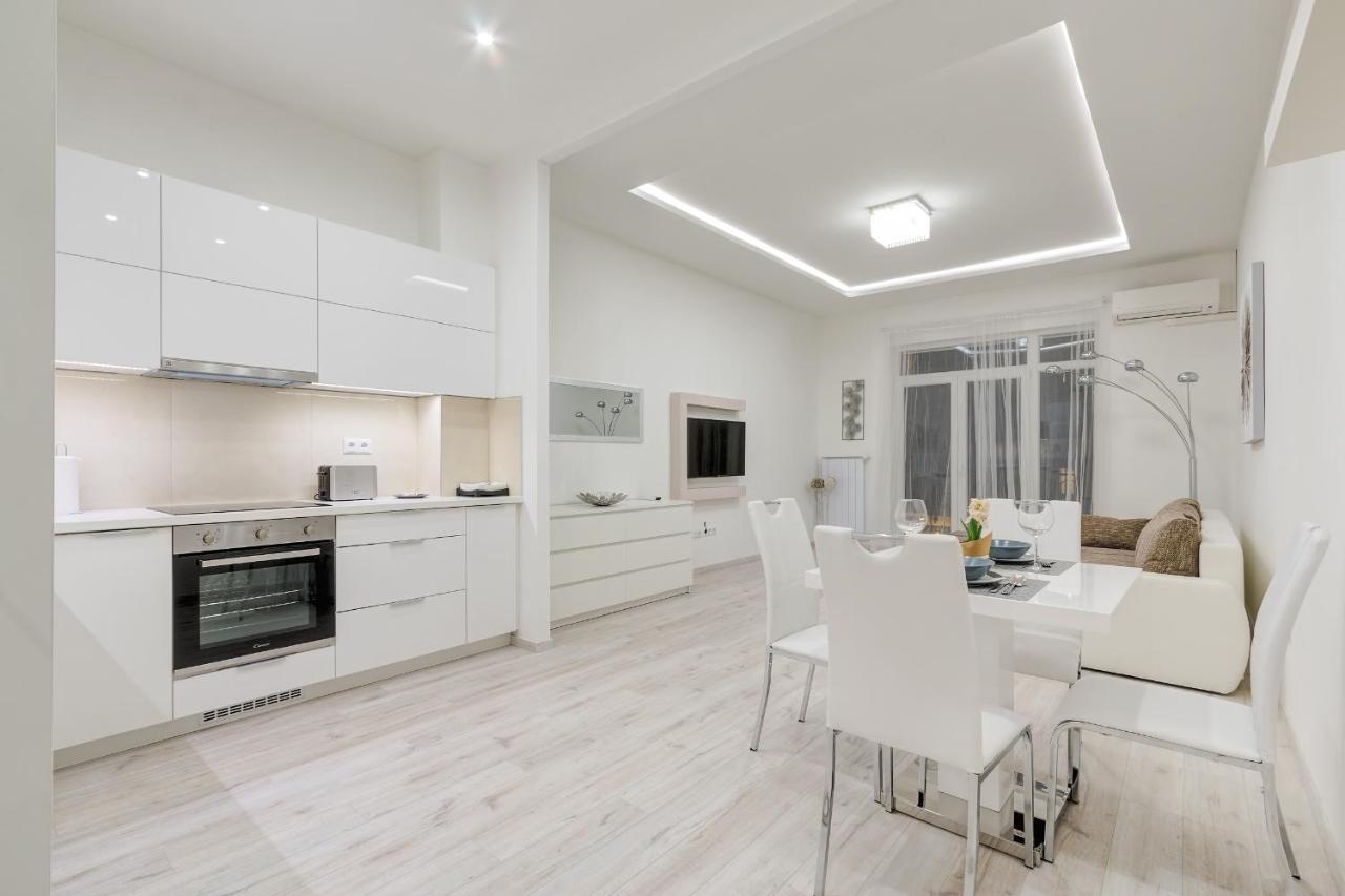D.Five Kiraly Street Superior Apartment With City View Budapest Ngoại thất bức ảnh